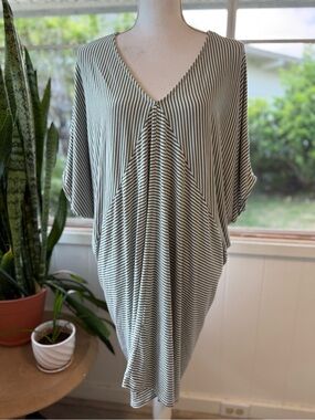 Fighting Eel Draped Tunic - Olive & White